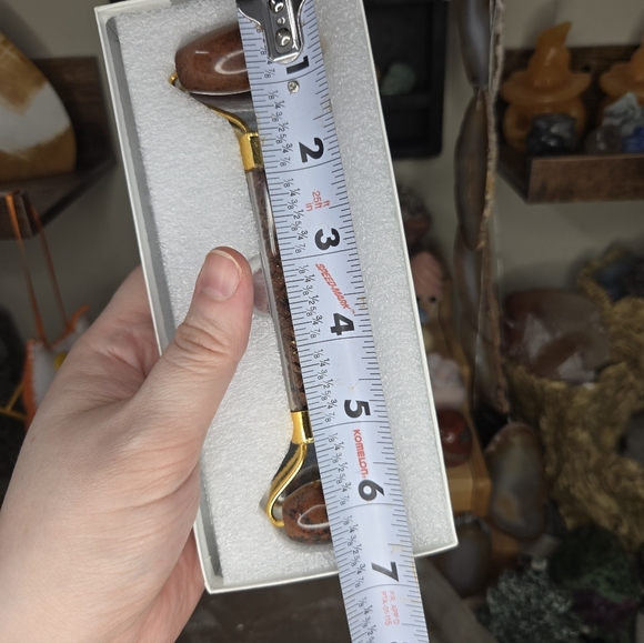 Mahogany Obsidian Crystal Face Roller (Comes With Box) - Picture 4 of 4